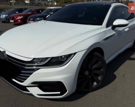 Белый Фольксваген Arteon, объемом двигателя 1.98 л и пробегом 87 тыс. км за 24444 $, фото 3 на Automoto.ua