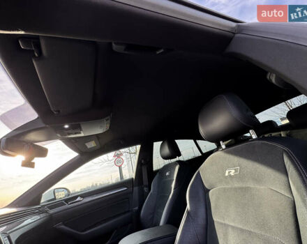 Белый Фольксваген Arteon, объемом двигателя 2 л и пробегом 215 тыс. км за 25999 $, фото 64 на Automoto.ua