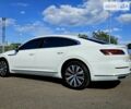 Белый Фольксваген Arteon, объемом двигателя 2 л и пробегом 150 тыс. км за 27900 $, фото 5 на Automoto.ua