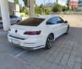 Белый Фольксваген Arteon, объемом двигателя 2 л и пробегом 98 тыс. км за 21000 $, фото 20 на Automoto.ua