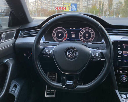 Белый Фольксваген Arteon, объемом двигателя 1.98 л и пробегом 89 тыс. км за 21900 $, фото 30 на Automoto.ua