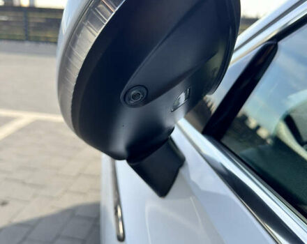 Белый Фольксваген Arteon, объемом двигателя 2 л и пробегом 215 тыс. км за 25999 $, фото 41 на Automoto.ua