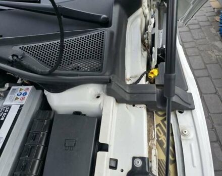 Білий Фольксваген Arteon, об'ємом двигуна 1.98 л та пробігом 99 тис. км за 27999 $, фото 70 на Automoto.ua