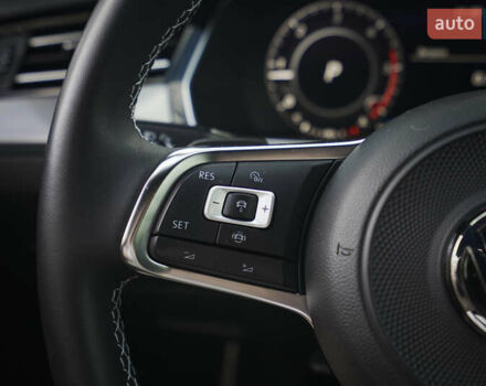 Білий Фольксваген Arteon, об'ємом двигуна 2 л та пробігом 146 тис. км за 28700 $, фото 38 на Automoto.ua