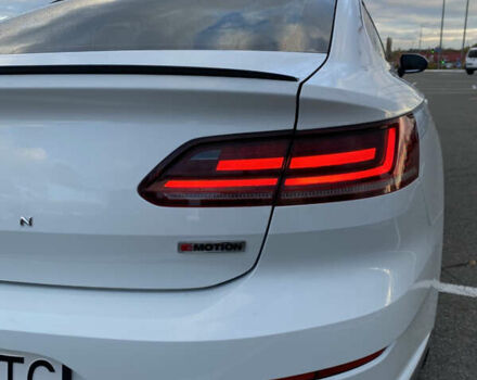Белый Фольксваген Arteon, объемом двигателя 1.98 л и пробегом 89 тыс. км за 21900 $, фото 16 на Automoto.ua