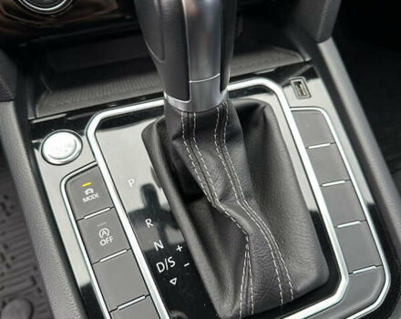 Білий Фольксваген Arteon, об'ємом двигуна 1.98 л та пробігом 46 тис. км за 24950 $, фото 49 на Automoto.ua