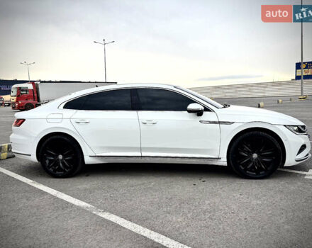 Белый Фольксваген Arteon, объемом двигателя 2 л и пробегом 72 тыс. км за 28500 $, фото 7 на Automoto.ua
