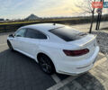 Белый Фольксваген Arteon, объемом двигателя 2 л и пробегом 215 тыс. км за 25999 $, фото 32 на Automoto.ua
