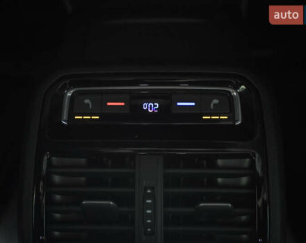 Белый Фольксваген Arteon, объемом двигателя 2 л и пробегом 146 тыс. км за 29100 $, фото 54 на Automoto.ua