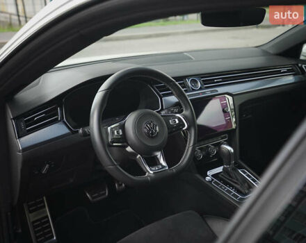 Белый Фольксваген Arteon, объемом двигателя 2 л и пробегом 146 тыс. км за 29100 $, фото 30 на Automoto.ua