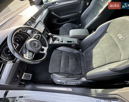 Белый Фольксваген Arteon, объемом двигателя 2 л и пробегом 215 тыс. км за 25999 $, фото 55 на Automoto.ua