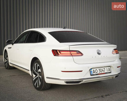 Белый Фольксваген Arteon, объемом двигателя 2 л и пробегом 146 тыс. км за 29100 $, фото 5 на Automoto.ua
