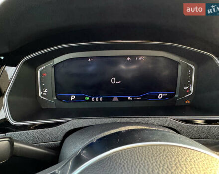 Белый Фольксваген Arteon, объемом двигателя 2 л и пробегом 215 тыс. км за 25999 $, фото 59 на Automoto.ua