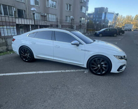 Белый Фольксваген Arteon, объемом двигателя 2 л и пробегом 38 тыс. км за 32000 $, фото 5 на Automoto.ua