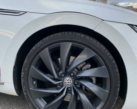 Белый Фольксваген Arteon, объемом двигателя 1.98 л и пробегом 89 тыс. км за 21900 $, фото 10 на Automoto.ua