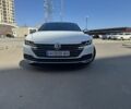 Белый Фольксваген Arteon, объемом двигателя 2 л и пробегом 58 тыс. км за 30000 $, фото 1 на Automoto.ua