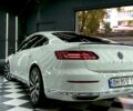 Белый Фольксваген Arteon, объемом двигателя 2 л и пробегом 126 тыс. км за 23500 $, фото 2 на Automoto.ua