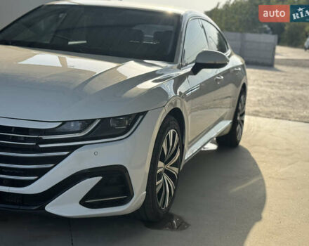 Білий Фольксваген Arteon, об'ємом двигуна 1.98 л та пробігом 125 тис. км за 23750 $, фото 17 на Automoto.ua