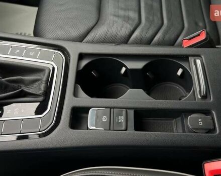 Белый Фольксваген Arteon, объемом двигателя 1.97 л и пробегом 75 тыс. км за 34000 $, фото 29 на Automoto.ua