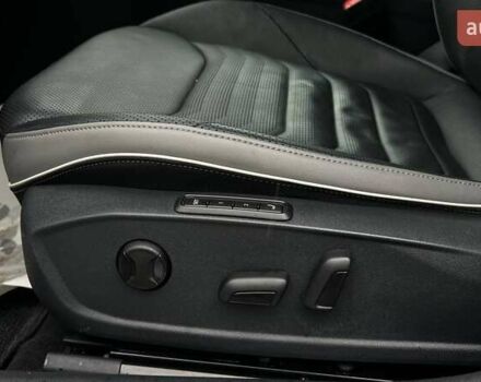 Белый Фольксваген Arteon, объемом двигателя 1.97 л и пробегом 75 тыс. км за 34000 $, фото 31 на Automoto.ua