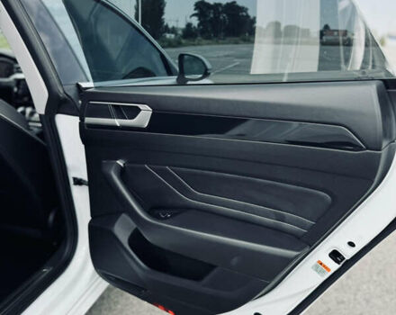 Білий Фольксваген Arteon, об'ємом двигуна 1.97 л та пробігом 143 тис. км за 30499 $, фото 26 на Automoto.ua