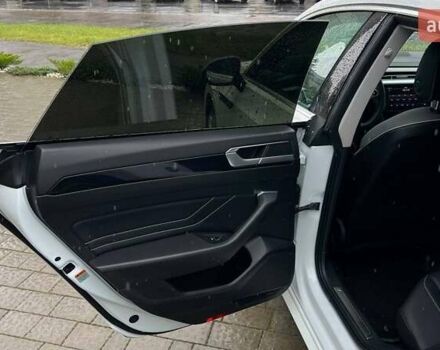 Белый Фольксваген Arteon, объемом двигателя 1.97 л и пробегом 75 тыс. км за 34000 $, фото 33 на Automoto.ua