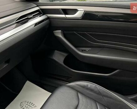 Белый Фольксваген Arteon, объемом двигателя 1.97 л и пробегом 75 тыс. км за 34000 $, фото 20 на Automoto.ua