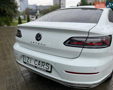 Белый Фольксваген Arteon, объемом двигателя 1.97 л и пробегом 75 тыс. км за 34000 $, фото 7 на Automoto.ua