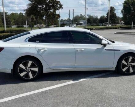 Белый Фольксваген Arteon, объемом двигателя 2 л и пробегом 10 тыс. км за 10675 $, фото 8 на Automoto.ua