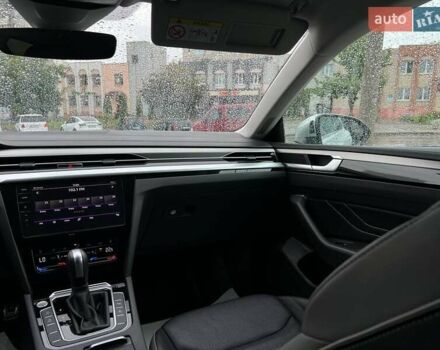 Белый Фольксваген Arteon, объемом двигателя 1.97 л и пробегом 75 тыс. км за 34000 $, фото 39 на Automoto.ua