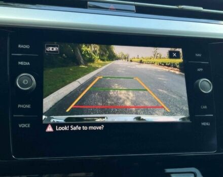 Белый Фольксваген Arteon, объемом двигателя 2 л и пробегом 10 тыс. км за 10675 $, фото 14 на Automoto.ua