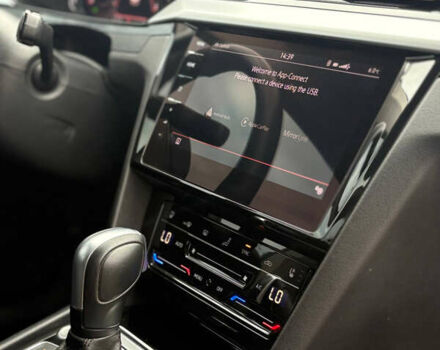 Білий Фольксваген Arteon, об'ємом двигуна 1.97 л та пробігом 144 тис. км за 28799 $, фото 27 на Automoto.ua