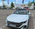 Белый Фольксваген Arteon, объемом двигателя 1.97 л и пробегом 19 тыс. км за 44900 $, фото 2 на Automoto.ua