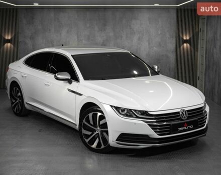 Белый Фольксваген Arteon, объемом двигателя 1.97 л и пробегом 213 тыс. км за 19900 $, фото 1 на Automoto.ua