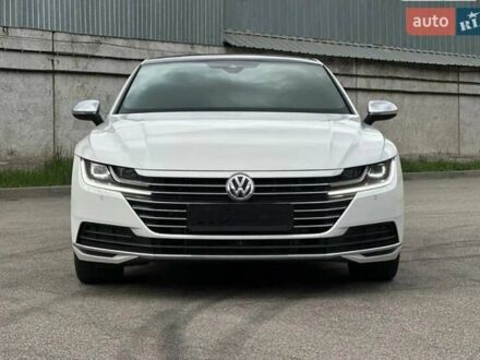 Фольксваген Arteon 2018 у Києві на Automoto.ua Білий Фольксваген Arteon, об'ємом двигуна 2 л та пробігом 136 тис. км за 27000 $, фото 1 на Automoto.ua