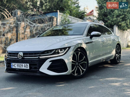 Фольксваген Arteon 2018 в Львове на Automoto.ua Белый Фольксваген Arteon, объемом двигателя 1.97 л и пробегом 91 тыс. км за 25499 $, фото 1 на Automoto.ua