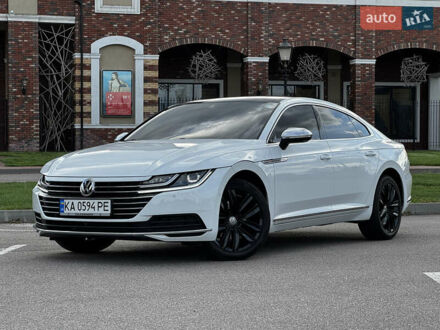 Фольксваген Arteon 2019 у Києві на Automoto.ua Білий Фольксваген Arteon, об'ємом двигуна 2 л та пробігом 101 тис. км за 27900 $, фото 1 на Automoto.ua