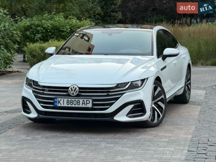 Белый Фольксваген Arteon, объемом двигателя 1.98 л и пробегом 69 тыс. км за 23500 $, фото 1 на Automoto.ua