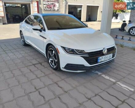 Белый Фольксваген Arteon, объемом двигателя 2 л и пробегом 98 тыс. км за 21000 $, фото 1 на Automoto.ua