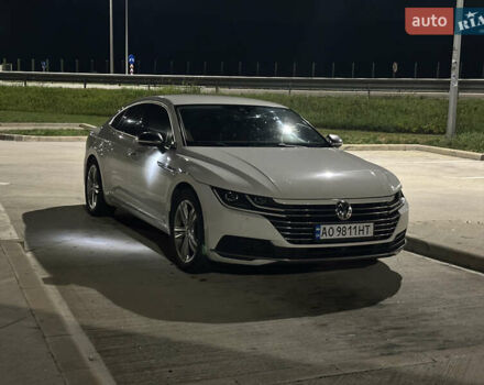 Белый Фольксваген Arteon, объемом двигателя 1.97 л и пробегом 303 тыс. км за 23500 $, фото 1 на Automoto.ua