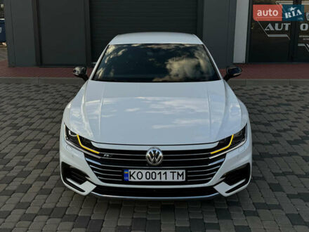 Білий Фольксваген Arteon, об'ємом двигуна 1.98 л та пробігом 123 тис. км за 29999 $, фото 1 на Automoto.ua