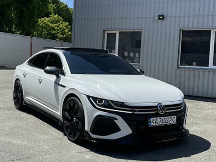 Фольксваген Arteon 2019 у Києві на Automoto.ua Білий Фольксваген Arteon, об'ємом двигуна 1.98 л та пробігом 76 тис. км за 26200 $, фото 1 на Automoto.ua