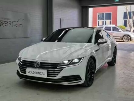 Білий Фольксваген Arteon, об'ємом двигуна 0 л та пробігом 116 тис. км за 28400 $, фото 1 на Automoto.ua