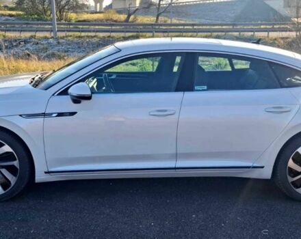 Белый Фольксваген Arteon, объемом двигателя 2 л и пробегом 69 тыс. км за 18000 $, фото 1 на Automoto.ua