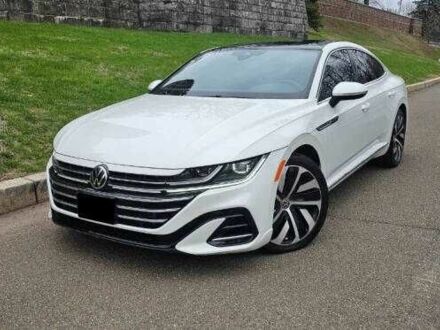 Фольксваген Arteon 2021 у Львові на Automoto.ua Білий Фольксваген Arteon, об'ємом двигуна 2 л та пробігом 29 тис. км за 6900 $, фото 1 на Automoto.ua