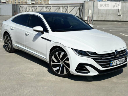 Білий Фольксваген Arteon, об'ємом двигуна 1.98 л та пробігом 39 тис. км за 33500 $, фото 1 на Automoto.ua