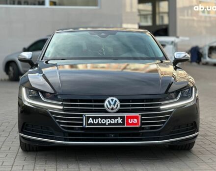 Черный Фольксваген Arteon, объемом двигателя 2 л и пробегом 226 тыс. км за 25990 $, фото 1 на Automoto.ua
