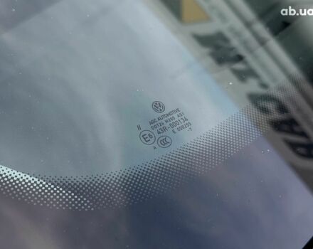 Черный Фольксваген Arteon, объемом двигателя 2 л и пробегом 226 тыс. км за 25990 $, фото 36 на Automoto.ua
