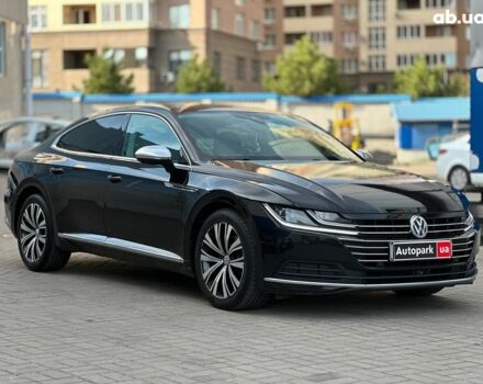 Черный Фольксваген Arteon, объемом двигателя 2 л и пробегом 226 тыс. км за 25990 $, фото 2 на Automoto.ua