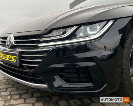 Черный Фольксваген Arteon, объемом двигателя 2 л и пробегом 223 тыс. км за 24999 $, фото 8 на Automoto.ua